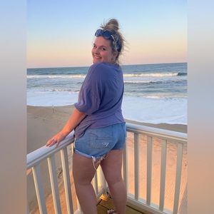 Meet your Posher, Olivia